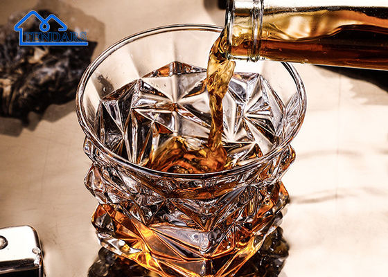 オーダーメイド 鉛のない水晶の酒杯 飲料用 クリア クリエイティブなウイスキーグラスカップ